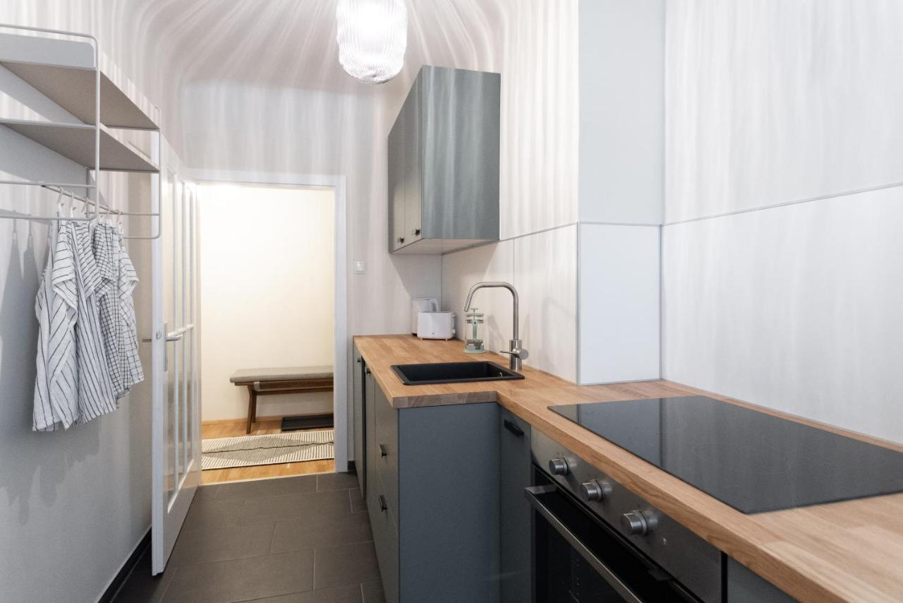 Chic 1-Bed Apt By Canal Walk To Historic Centre Wien Eksteriør bilde